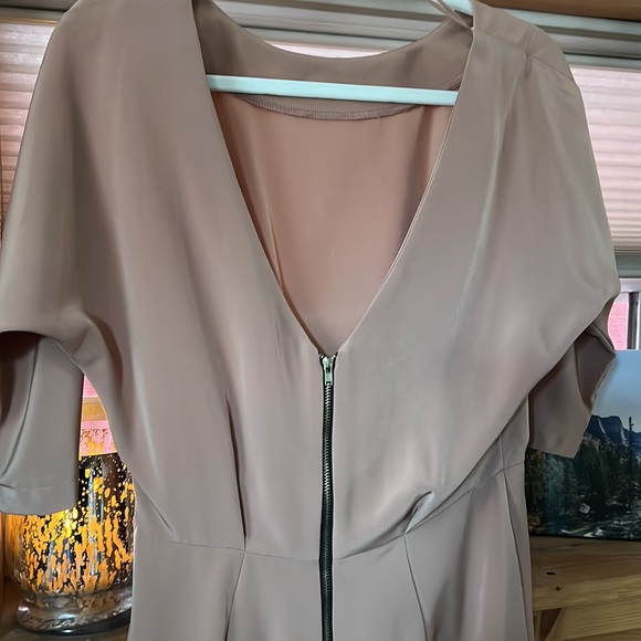 Topshop low-back 3/4 sleeve dress - Picture 2 of 4